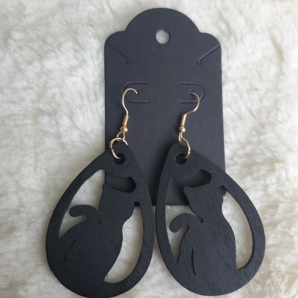3/$15 New Black Wooden Halloween Cat Earrings - Picture 3 of 3